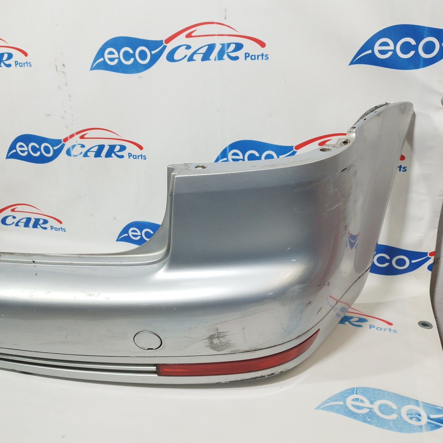 Volkswagen Touran 2007 ecoAC3439 Silbergraue Heckstoßstange