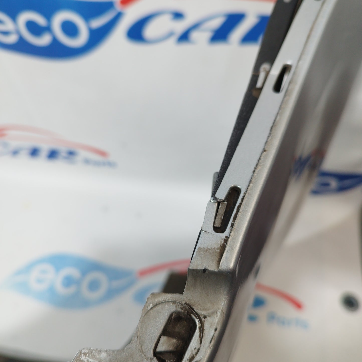 Volkswagen Touran 2007 ecoAC3439 Silbergraue Heckstoßstange