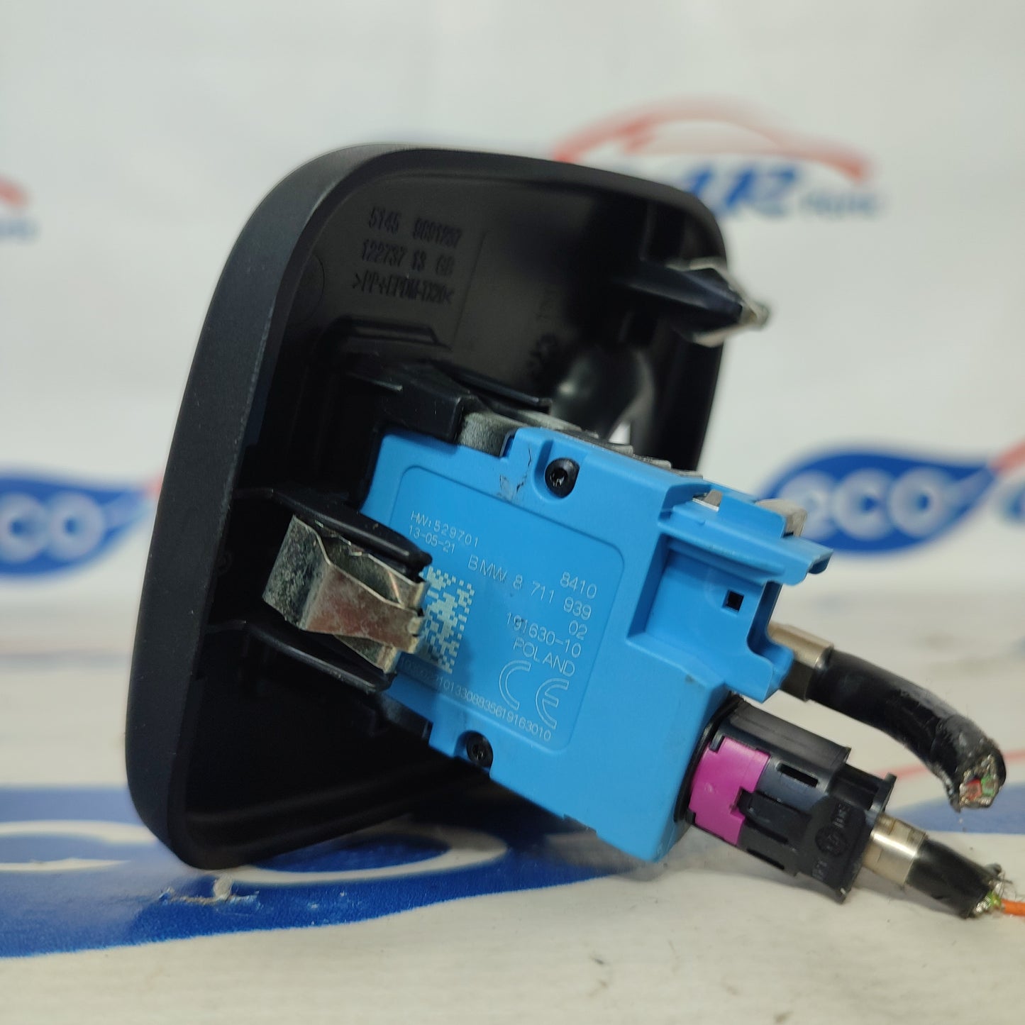 Conector central toma USB Mini Cooper F56 SE 2021 código: 8711939 ecoAG1452