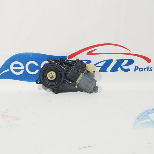 Fensterhebermotor vorne rechts, 2-polig, Ford Fiesta 2010, Code: 8a61-14553-a ecoAC3585