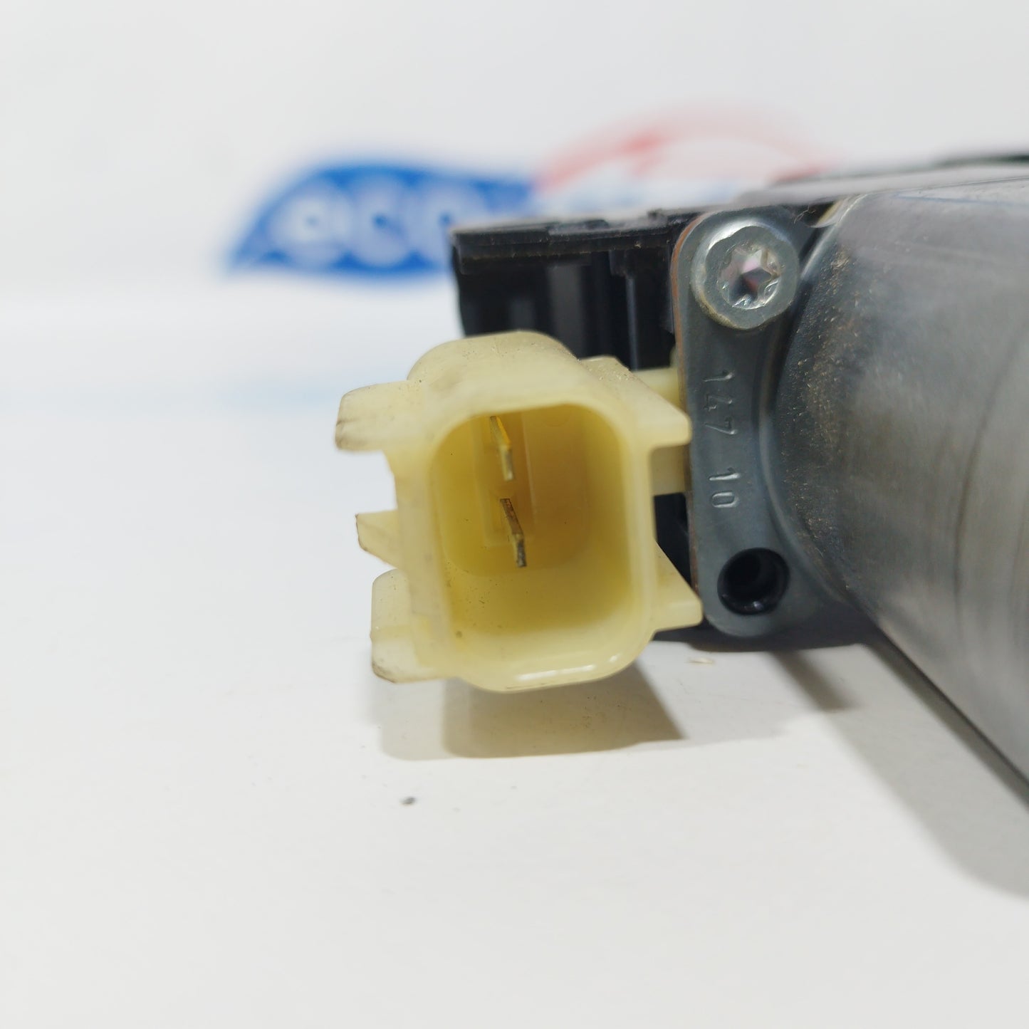 Fensterhebermotor vorne rechts, 2-polig, Ford Fiesta 2010, Code: 8a61-14553-a ecoAC3585