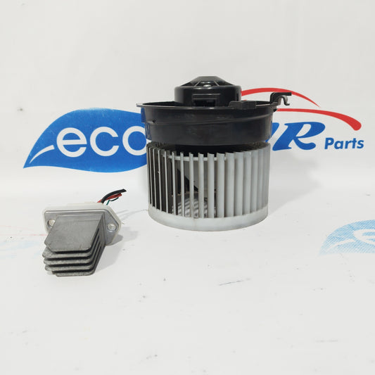 Interior heater fan complete with resistor Nissan Qashqai 2010 ecoAC3639