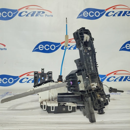 Left front lock Mercedes GLA/Class A 2014 4 pin code: a1667200135 ecoAG1519