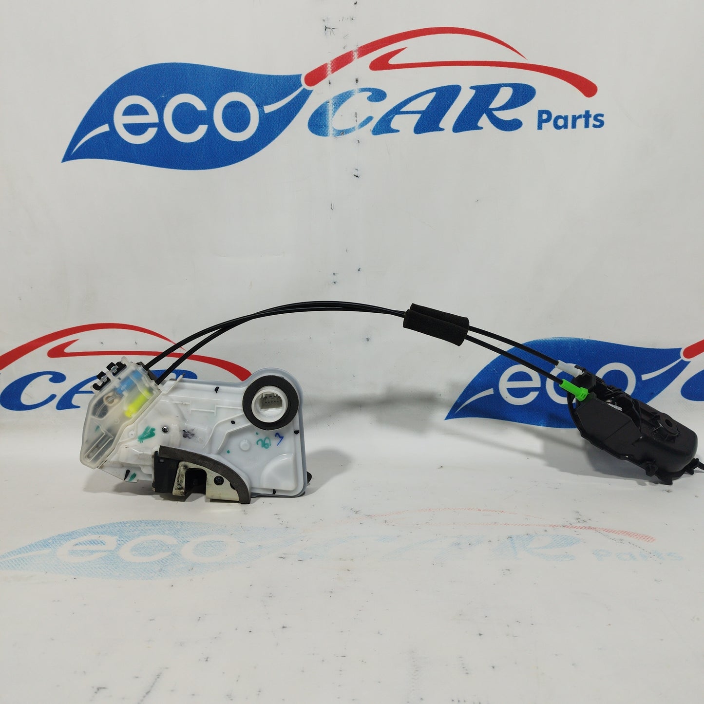 Cerradura delantera derecha Peugeot 108 2018 2 pines ecoAC3812