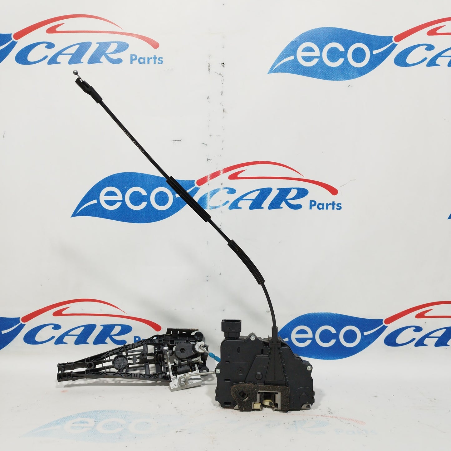 Front left lock Opel Meriva B 6 pin 2012 code: 13258271 ecoAC3829