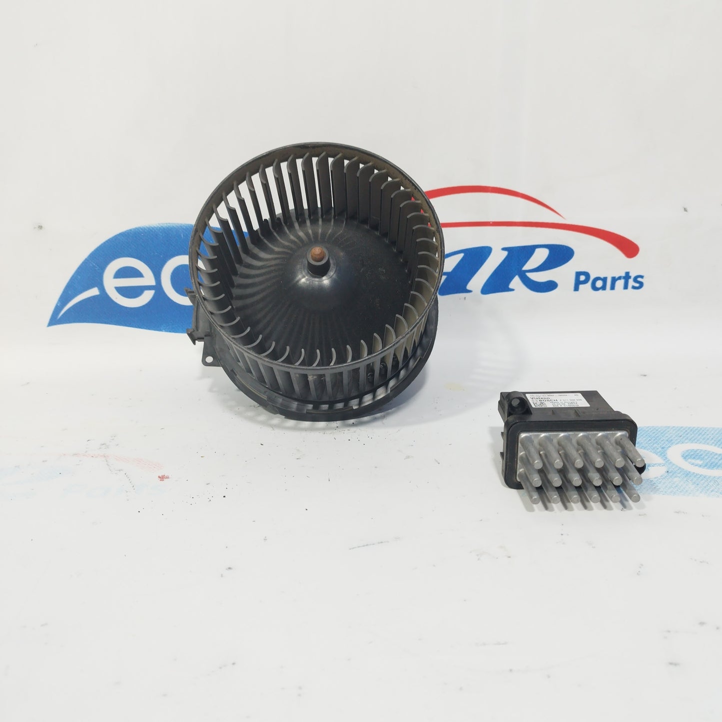 Interior heater fan Ford Fiesta 2010 2 pin bosch code 3135102338 ecoAC3874