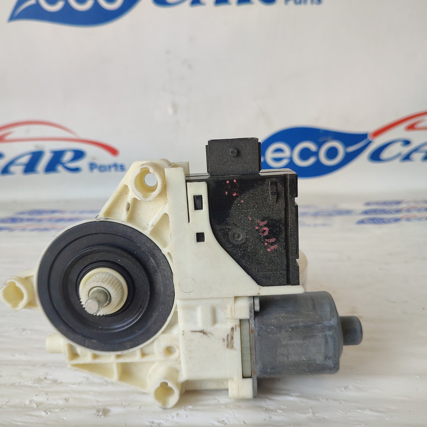 Motorino alzacristalli anteriore dx Jeep Renegade 2017 cod: c44131.103 ecoAG1841