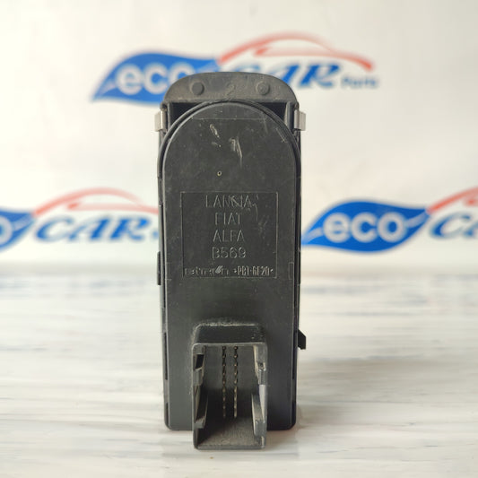 Alfa Romeo Mito front left control panel code: 30170304 ecoAG1867