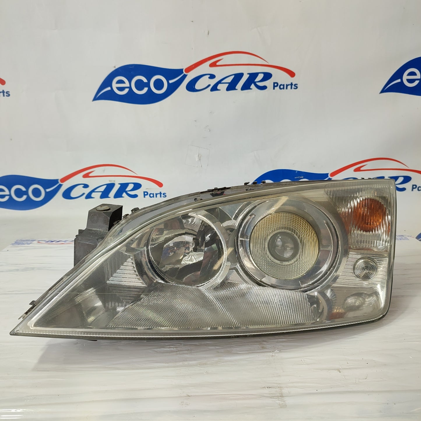 Left front Xenon light Ford Mondeo 2005 ecoAG1893