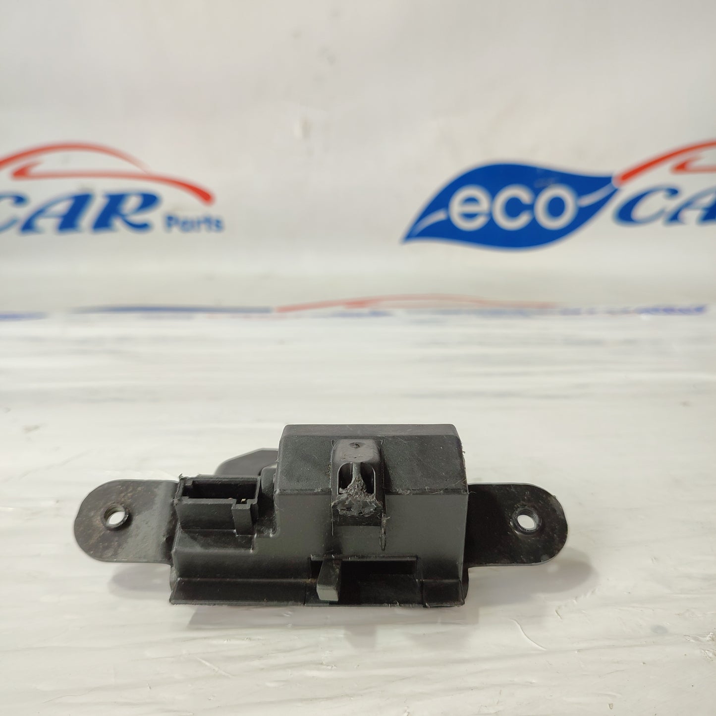 Tailgate lock Fiat Doblò 2009 code: 51868085 4pin ecoAG1909