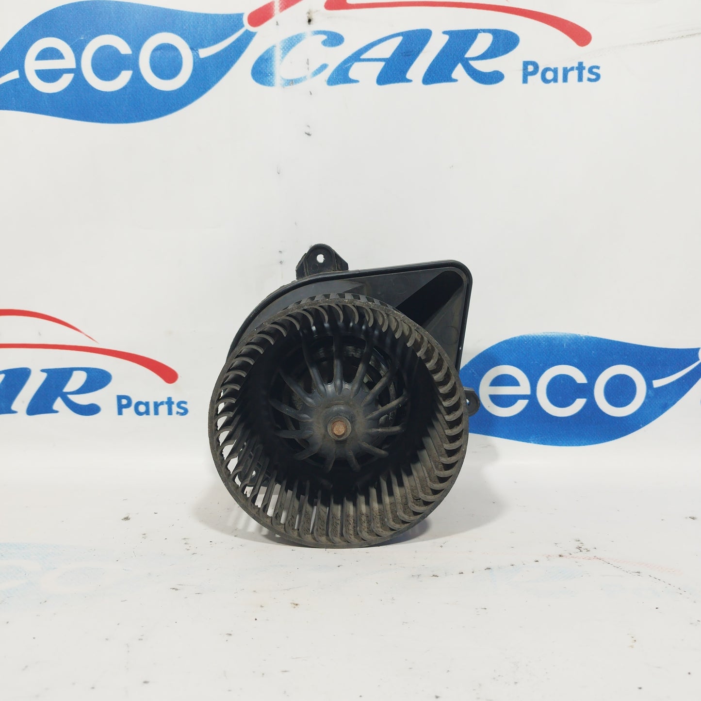 Stove fan Opel Vivaro 2010 2 pin plug ecoAC4194