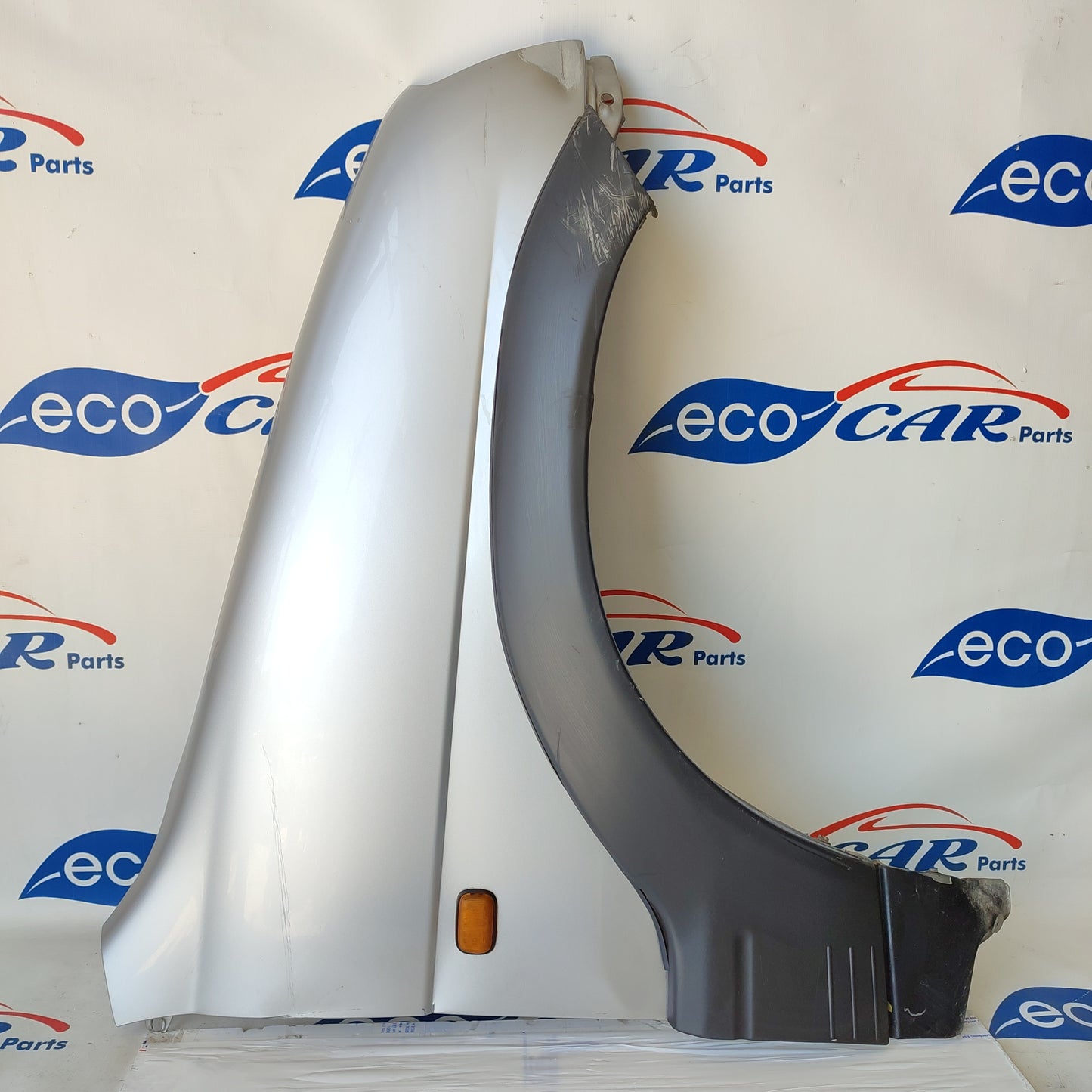 Silbergrauer rechter Kotflügel Daihatsu Terios 2001 ecoAG1977