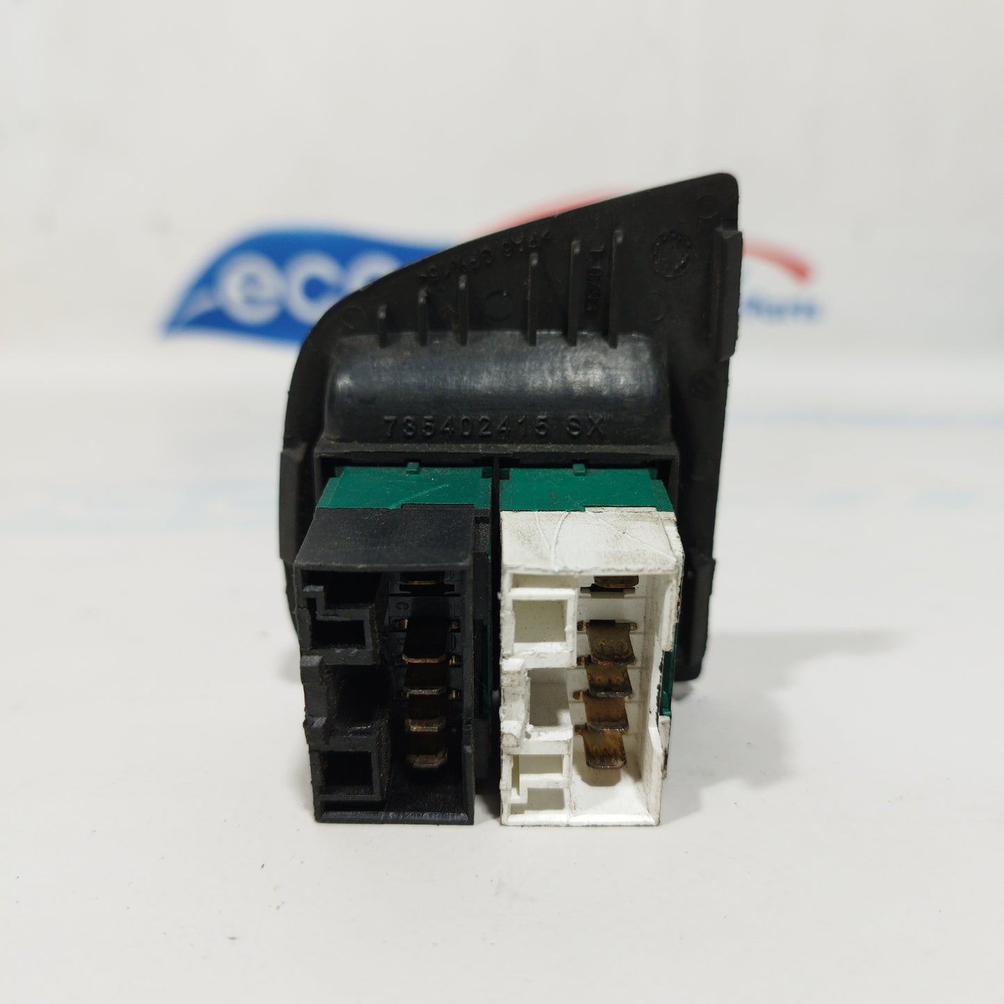 Pulsantiera anteriore sx 2 tasti Fiat Doblo 2008 codice: 735402415 ecoAC4241