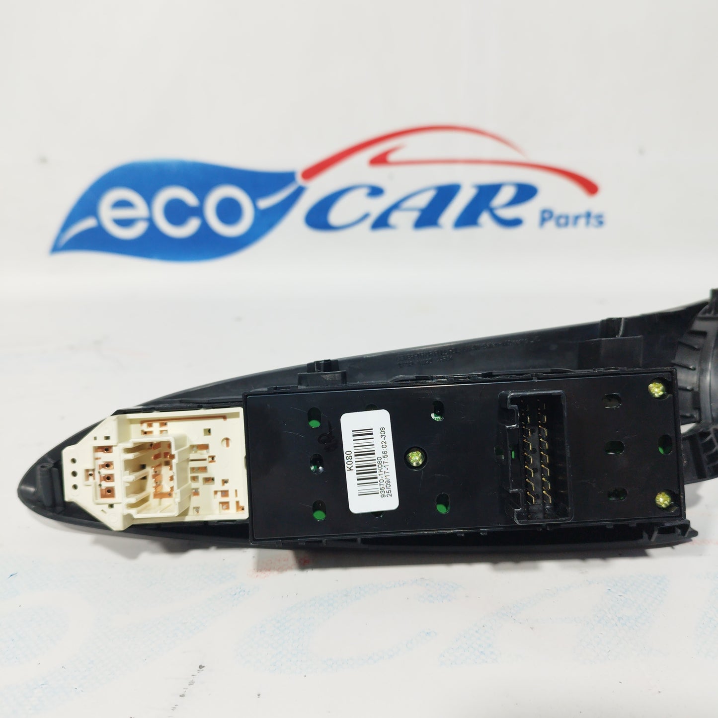 Pulsantiera anteriore sx 4 tasti Hyundai IX20 2018 Codice: 93570-1k080 ecoAC4358