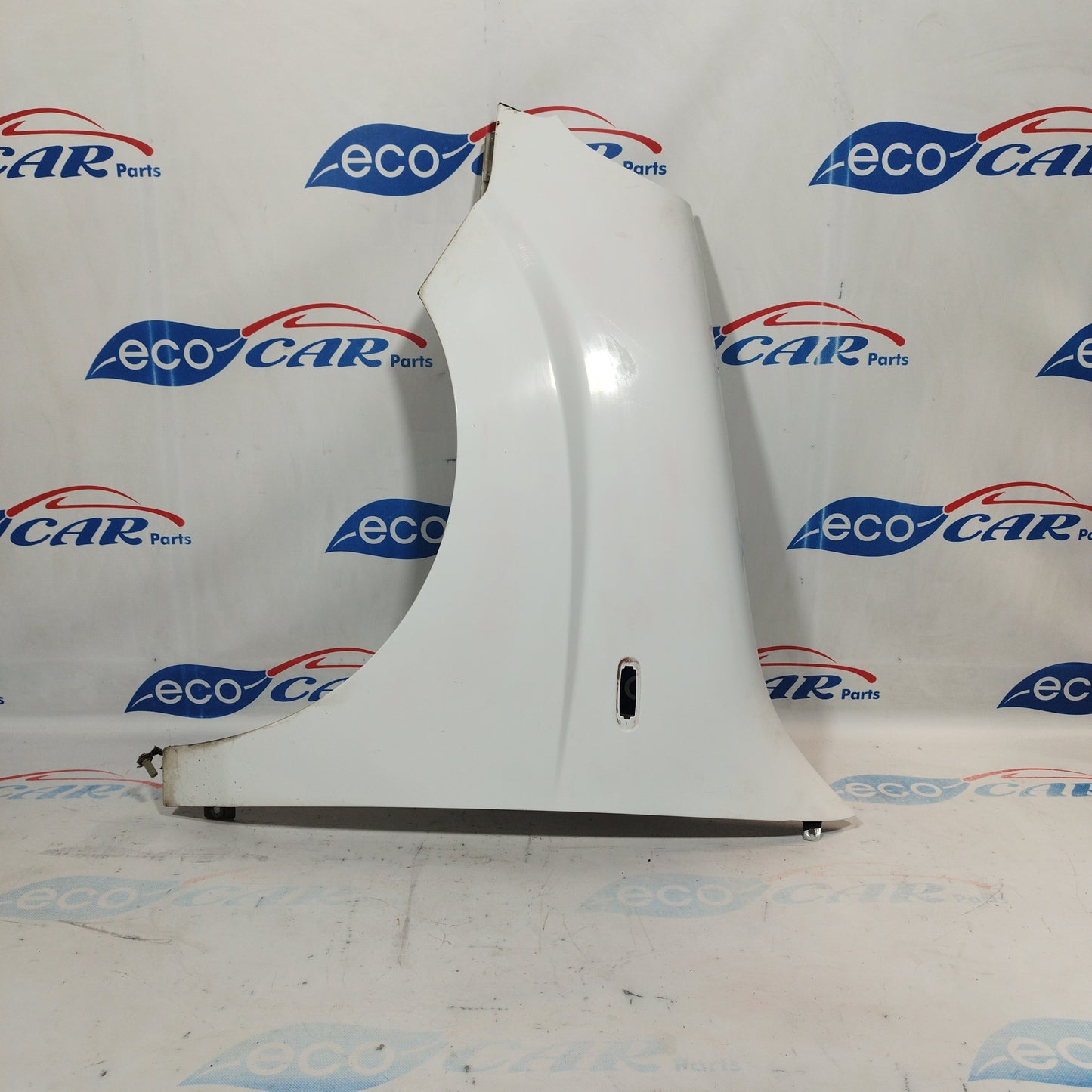 Linker weißer Kotflügel Fiat Doblo 2006 ecoAC4421