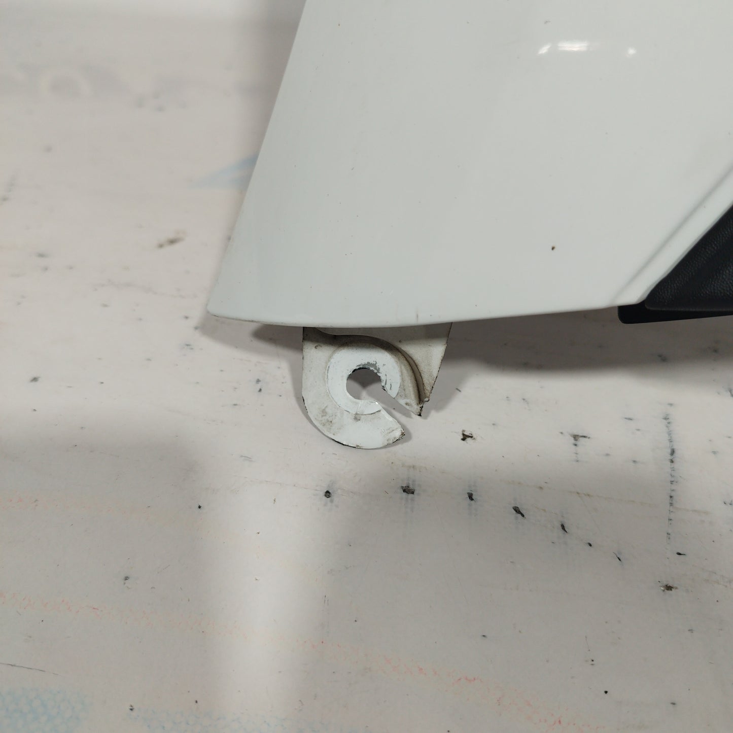 Parafango destro bianco Renault Clio 2010 ecoAC4434