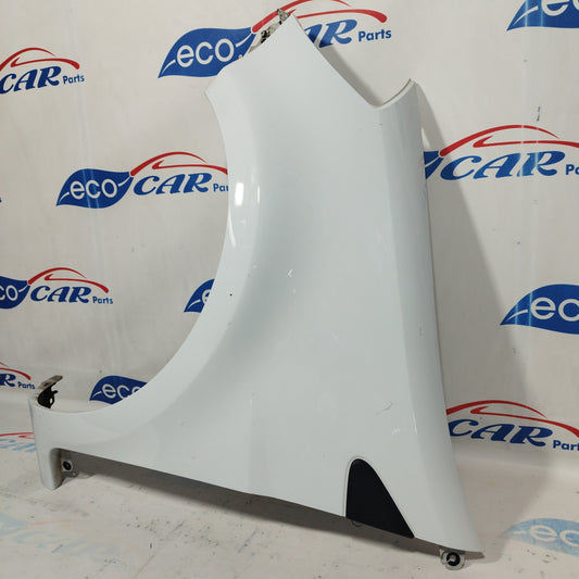White left fender Renault Clio 2010 ecoAC4436