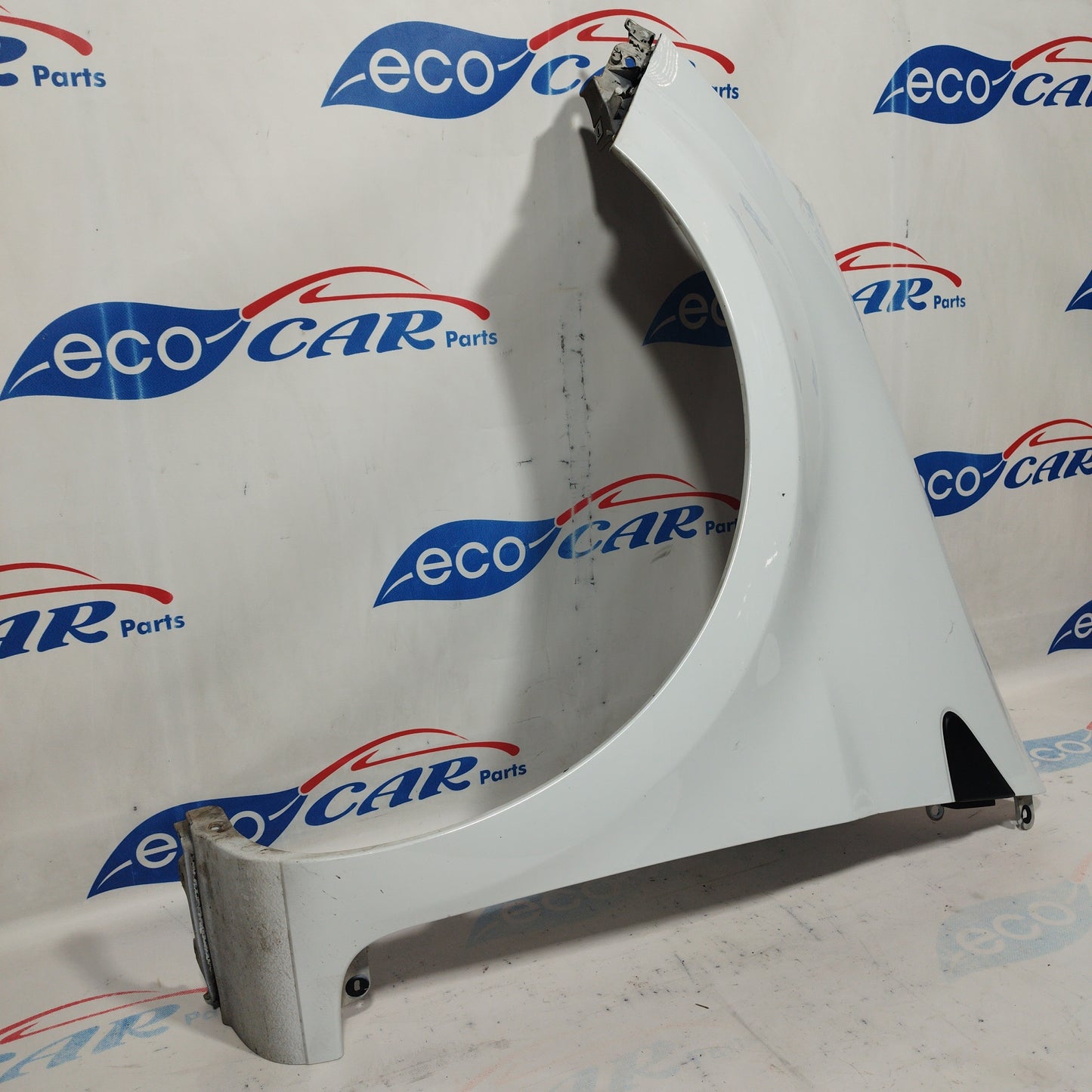 White left fender Renault Clio 2010 ecoAC4436