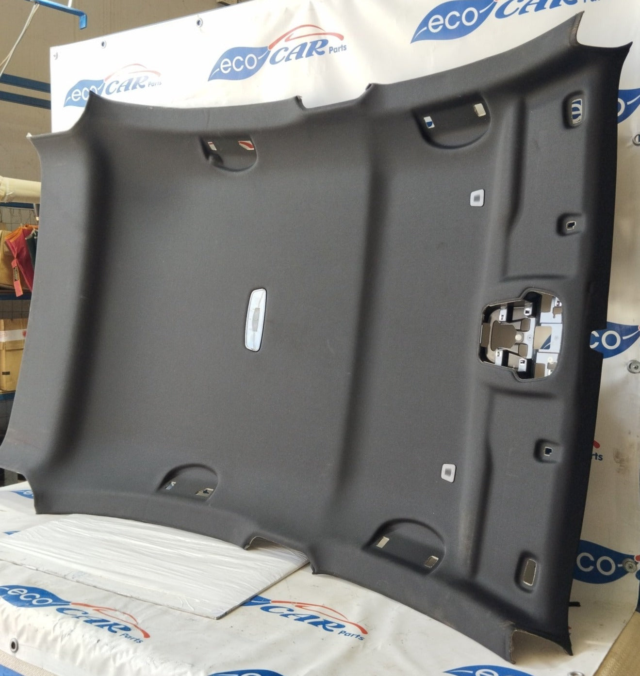 Imperial / Motorraum Alfa Romeo Stelvio 2019 ecoAG2300