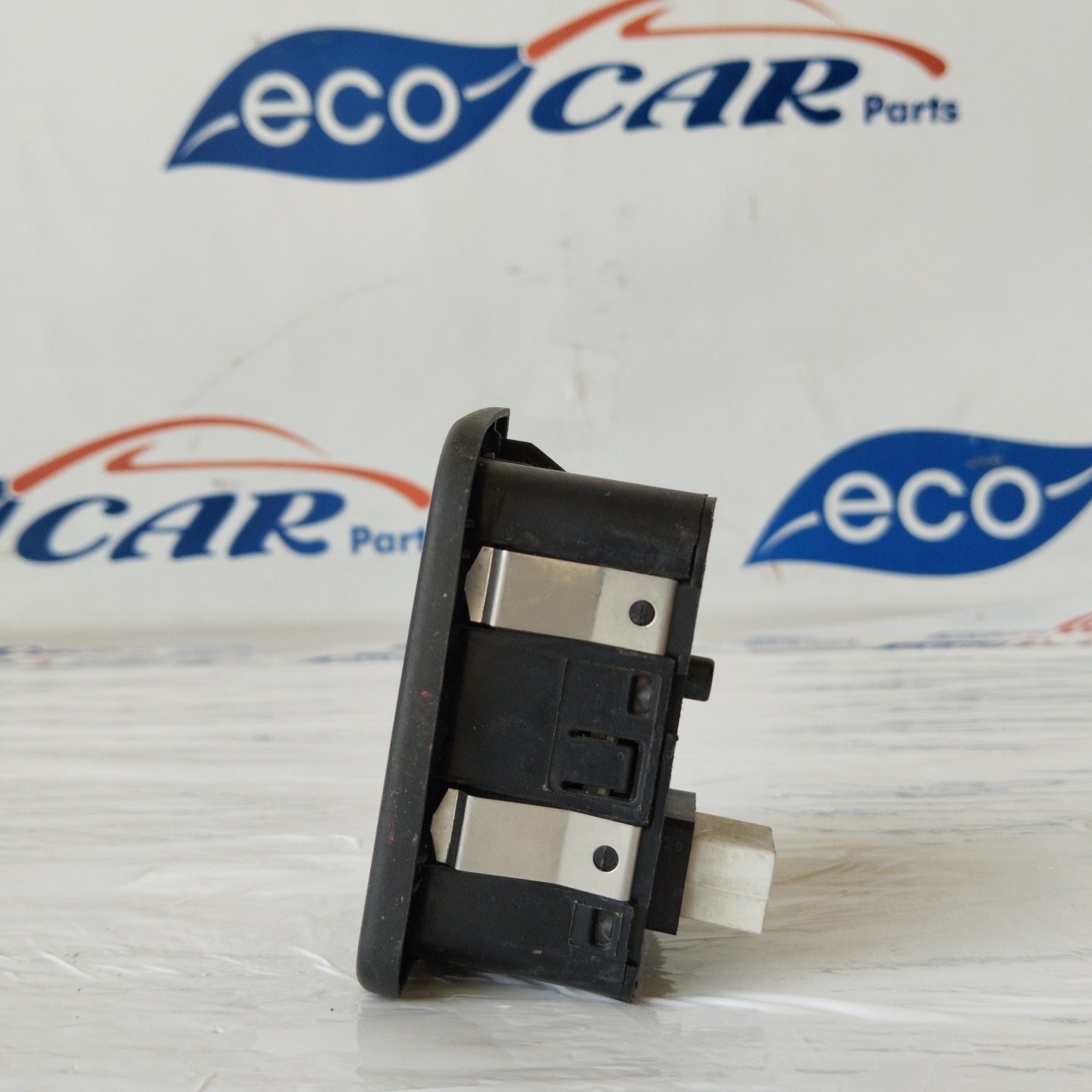 Pulsantiera anteriore dx Alfa Romeo 147 cod: 735263170 ecoAG2320