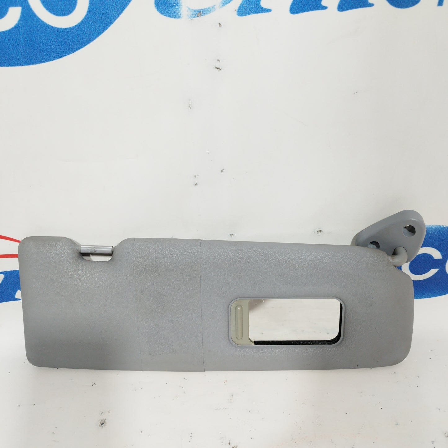 Light gray right sun visor BMW Serie 1 e81/e87 2008 ecoAC4447