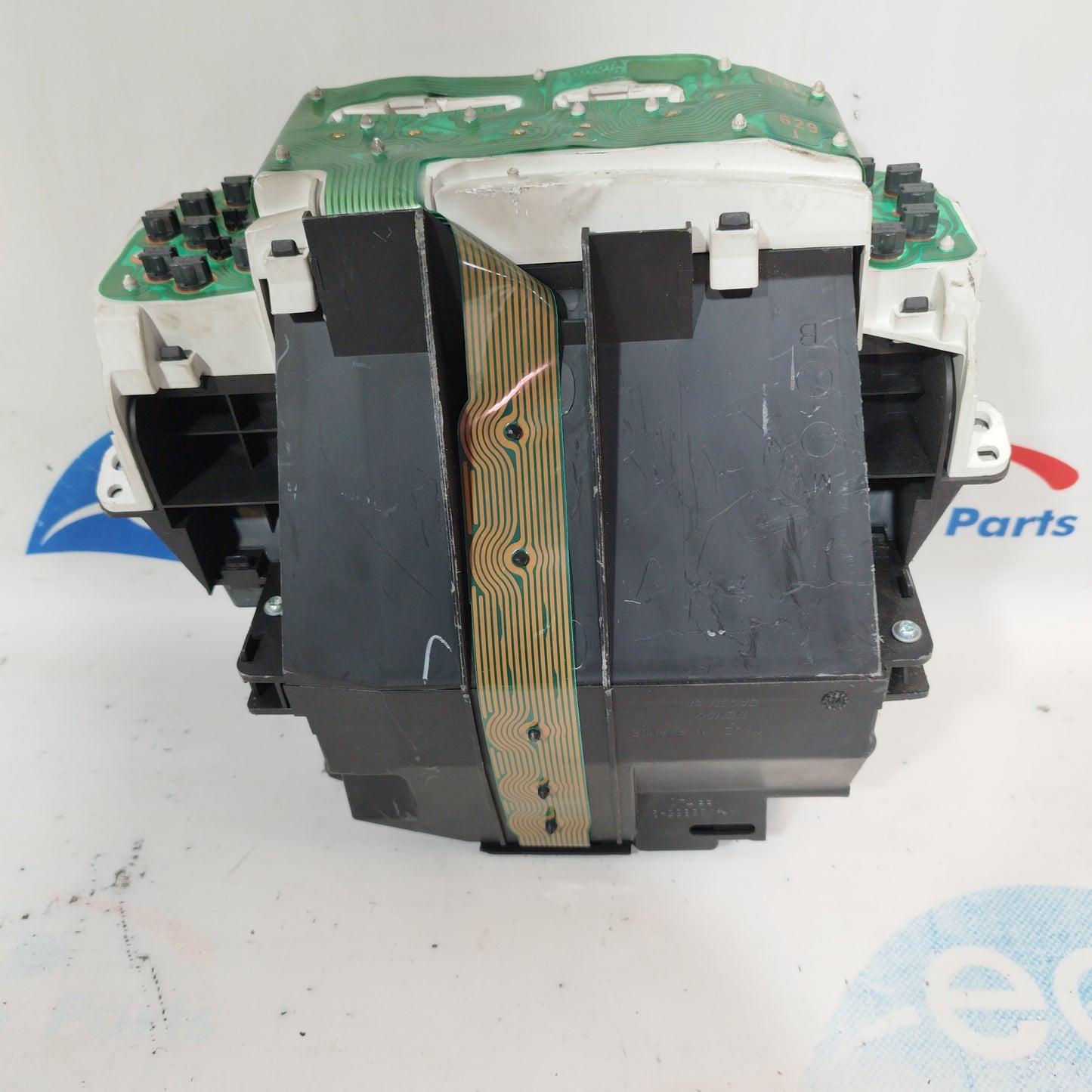 Toyota Yaris 2004 instrument panel code: LH 629J ecoAC4482