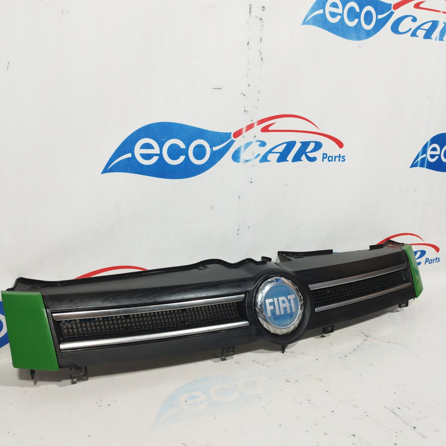 Front mask / grille Fiat Panda 2006 code: 735353899 ecoAC4506