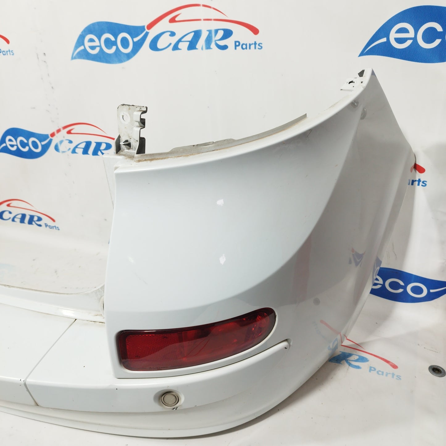 White rear bumper with parking sensors Renault Clio 2010 SW ecoAC4538