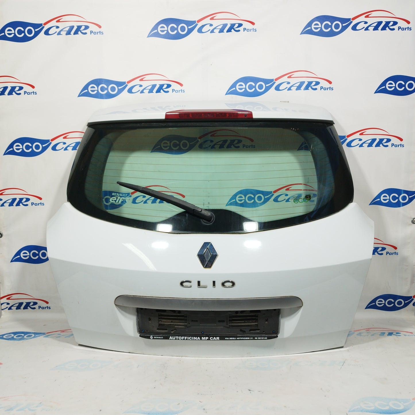 White tailgate Renault Clio 2010 sw ecoAC4539