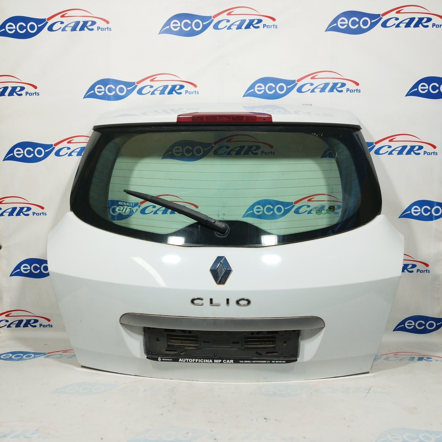White tailgate Renault Clio 2010 sw ecoAC4539