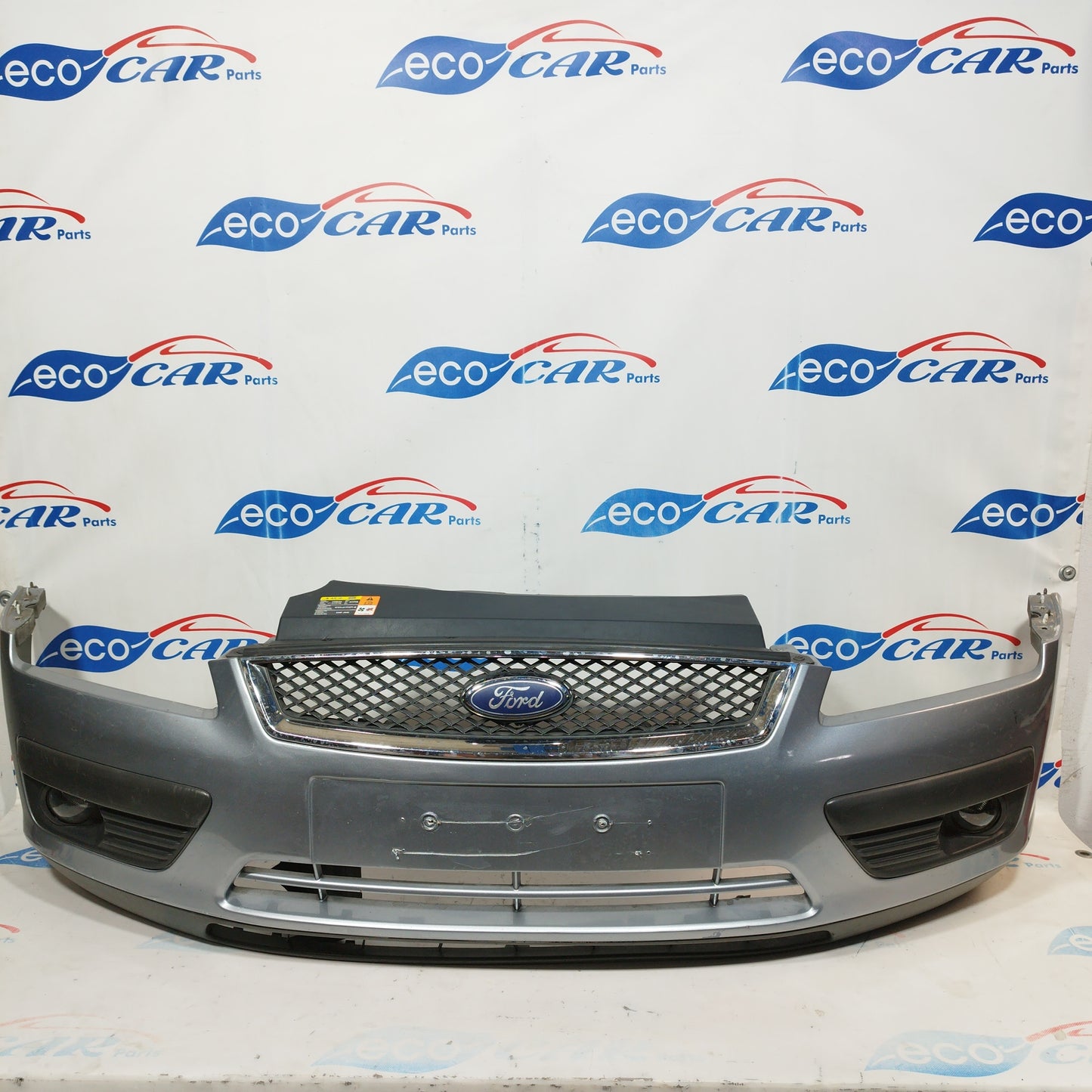 Medium gray front bumper Ford Focus 2005 ecoAC4544
