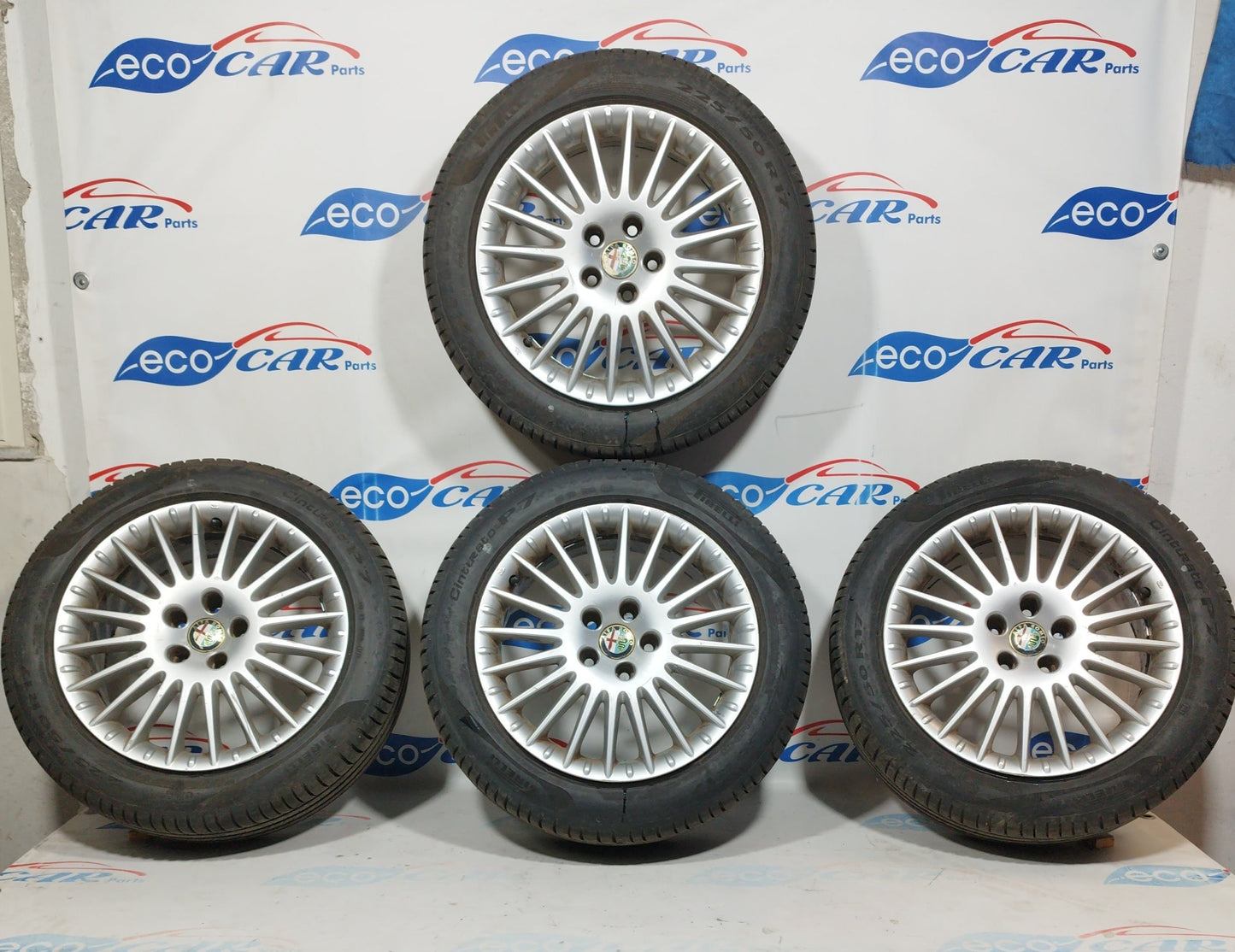 Cerchi in lega completi di gomme 225/50R17 Alfa Romeo 159 2010 codice: 50515634 ecoAC4546