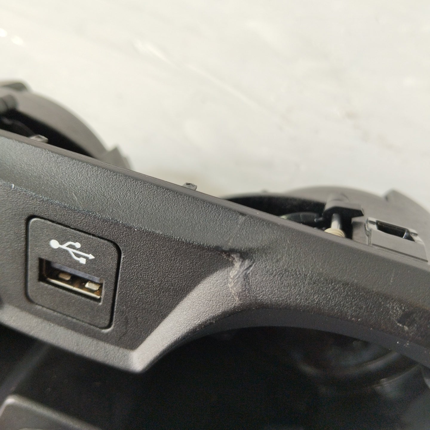 Cup holder BMW Serie 3 X Drive 2020 cod: 6806803 ecoAG2373