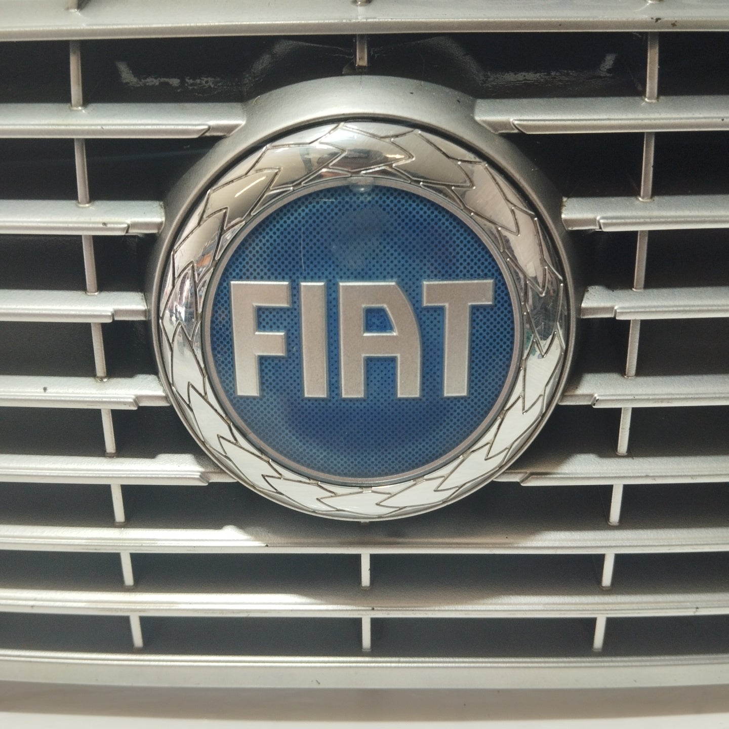 Front grille Fiat Croma 2007 MTJ gray silver ecoAG2413