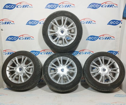 Cerchi in lega completi di gomme 205/55r16 Lancia Delta 2012 codice: 735471884 ecoAC4585