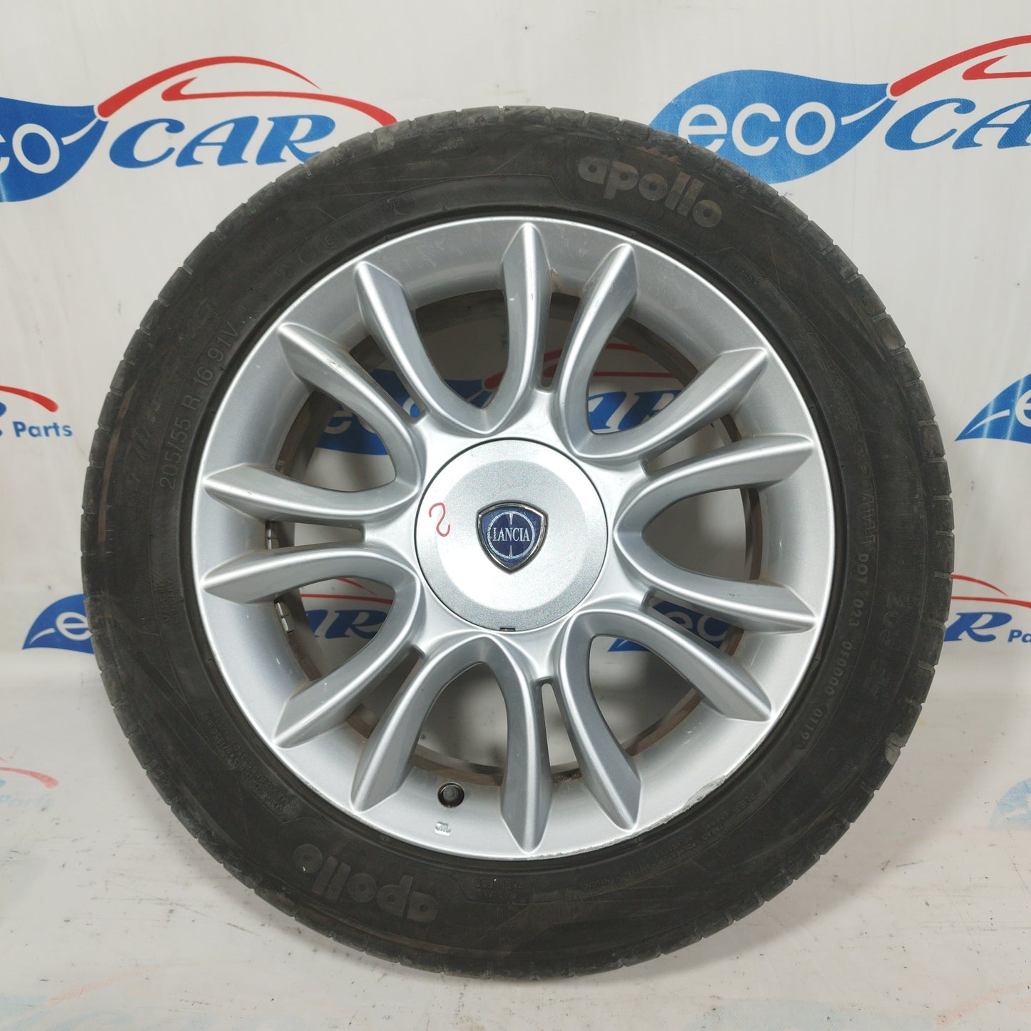 Cerchi in lega completi di gomme 205/55r16 Lancia Delta 2012 codice: 735471884 ecoAC4585