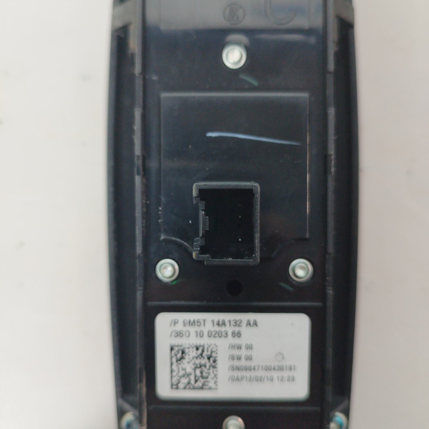 Pulsantiera anteriore sx Ford Kuga 2010 codice: 9m5t14a132aa ecoAC4614