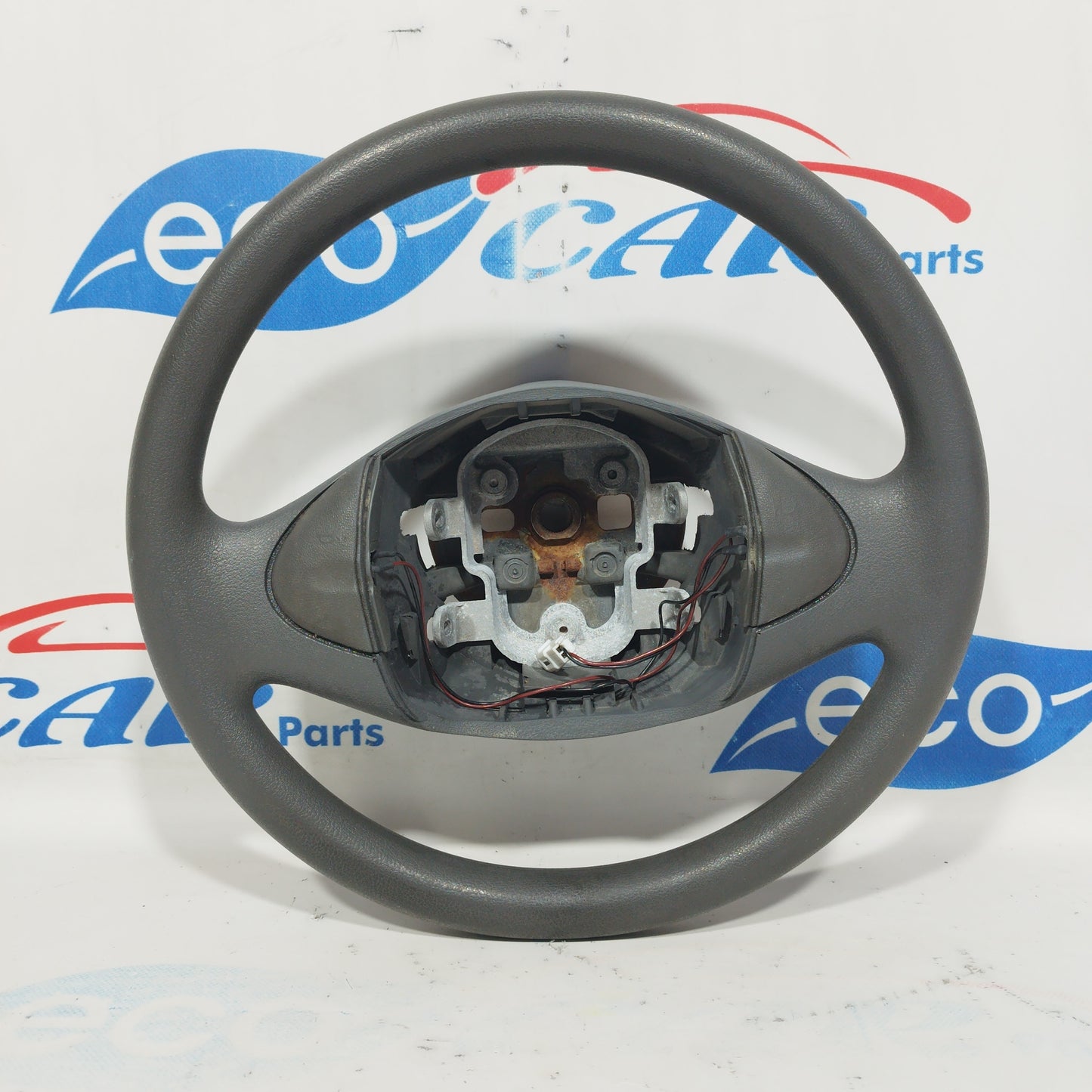 Fiat 600 2006 model steering wheel with ecoAC4615 airbag