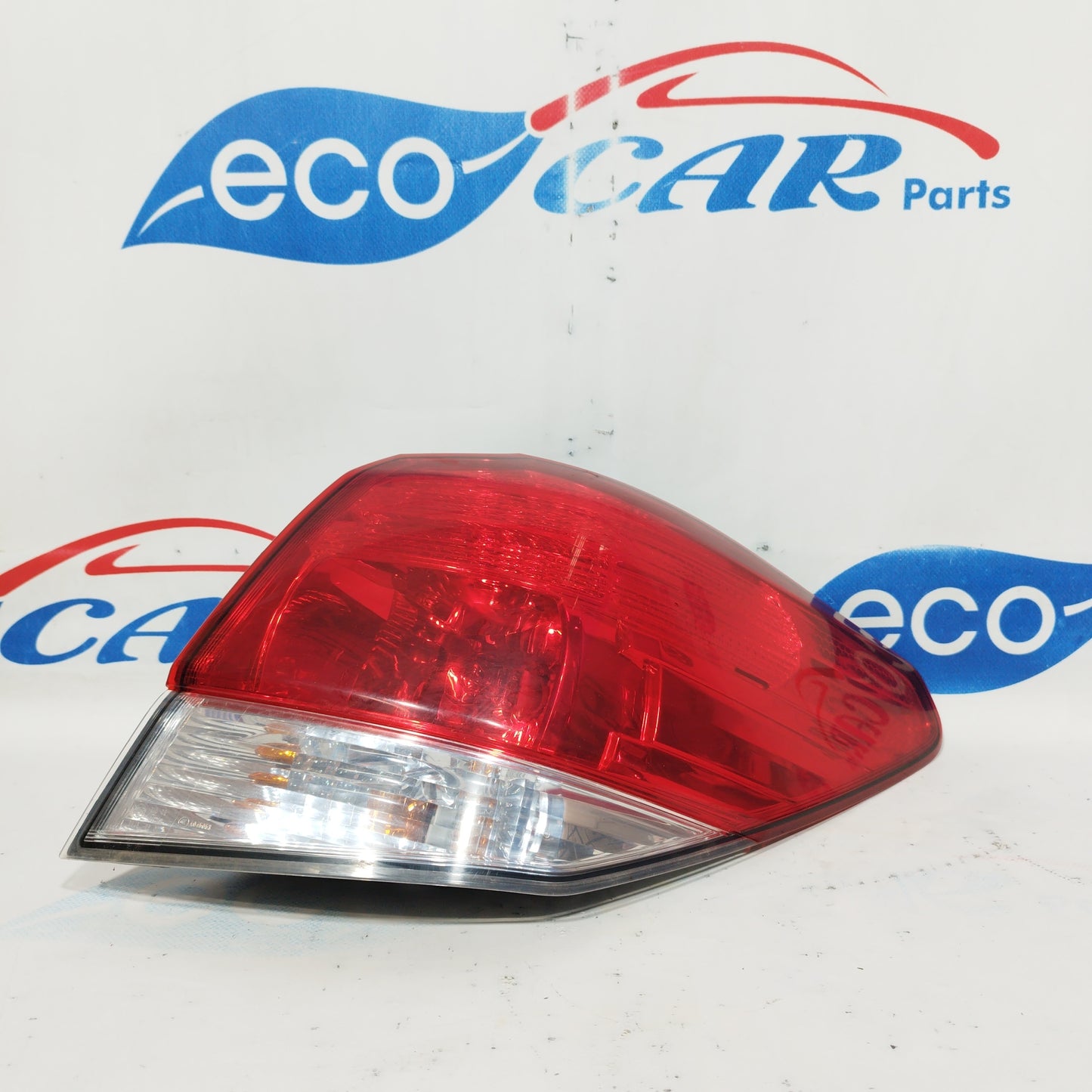 Subaru Outback 2012 ecoAC4644 Rechte Rückleuchte