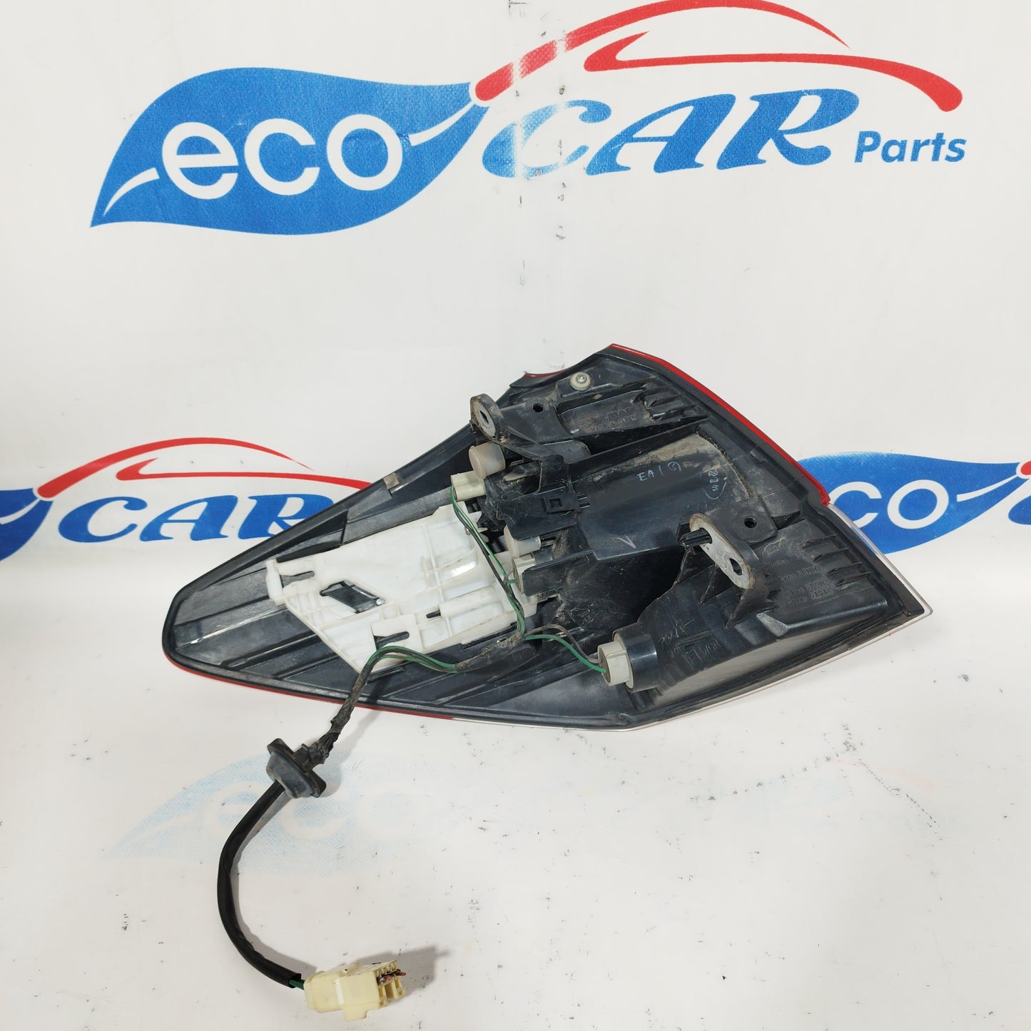 Subaru Outback 2012 ecoAC4644 Rechte Rückleuchte