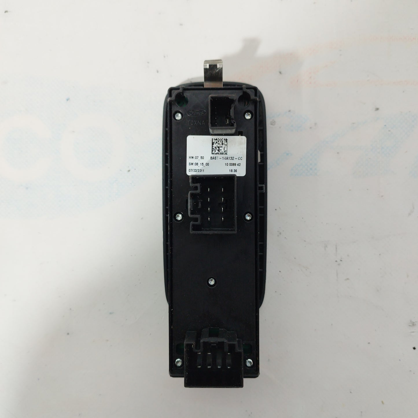 Pulsantiera anteriore sx 4 tasti Ford Fiesta 2011 codice: 8a6t-14a132-cc ecoAC4657