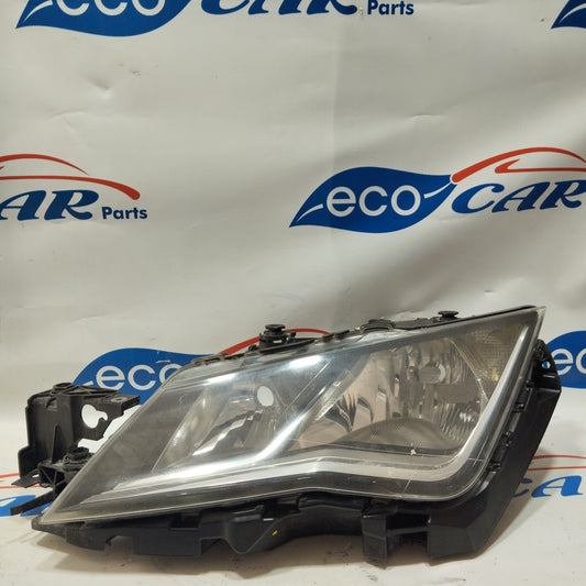 Linker Frontscheinwerfer Seat Leon 2016 ecoAG2480