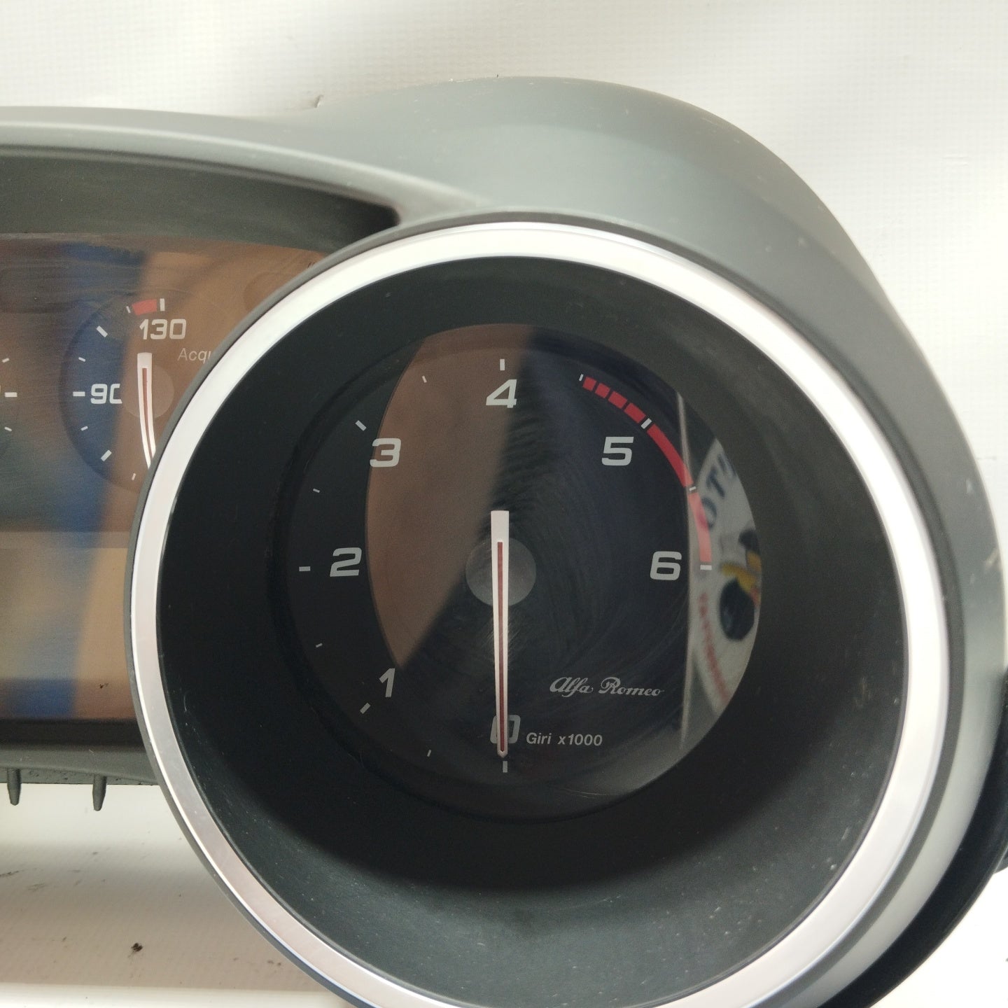 Alfa Romeo Giulietta 1.6 MTJ instrument panel code: 50538657 ecoAG2481