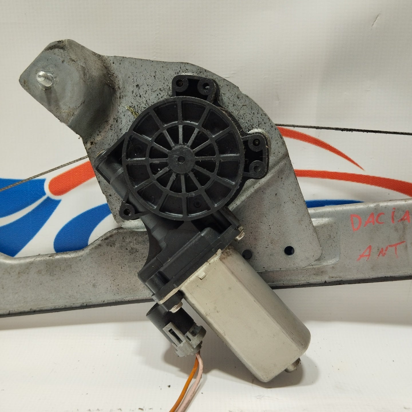 Right front rack Dacia Sandero 2010 code: 9030256 ecoAG2516