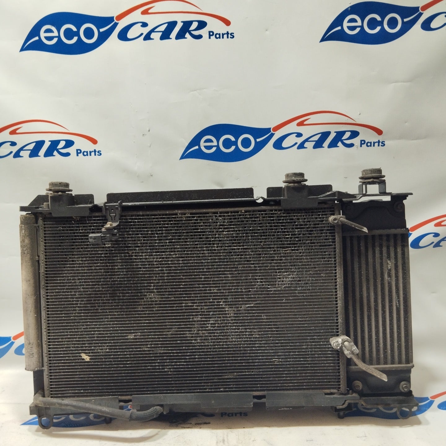Komplettes Kühlerset für Toyota Auris 1.4 D4D, Baujahr 2007, Teilenummer: MF422750-191E, ecoAG2538