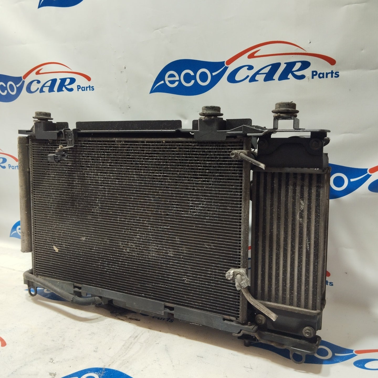 Komplettes Kühlerset für Toyota Auris 1.4 D4D, Baujahr 2007, Teilenummer: MF422750-191E, ecoAG2538