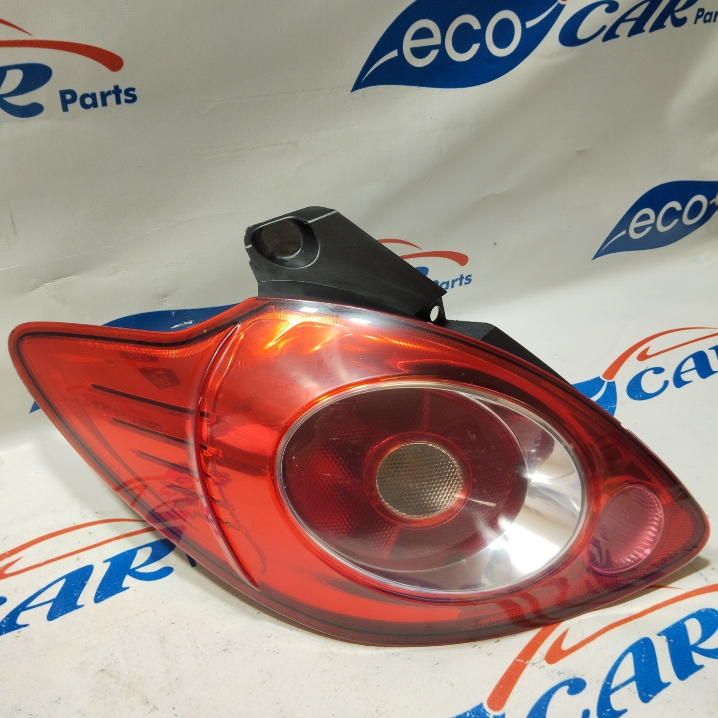 Linke Rückleuchte Ford Ka 2013 ecoAG2546