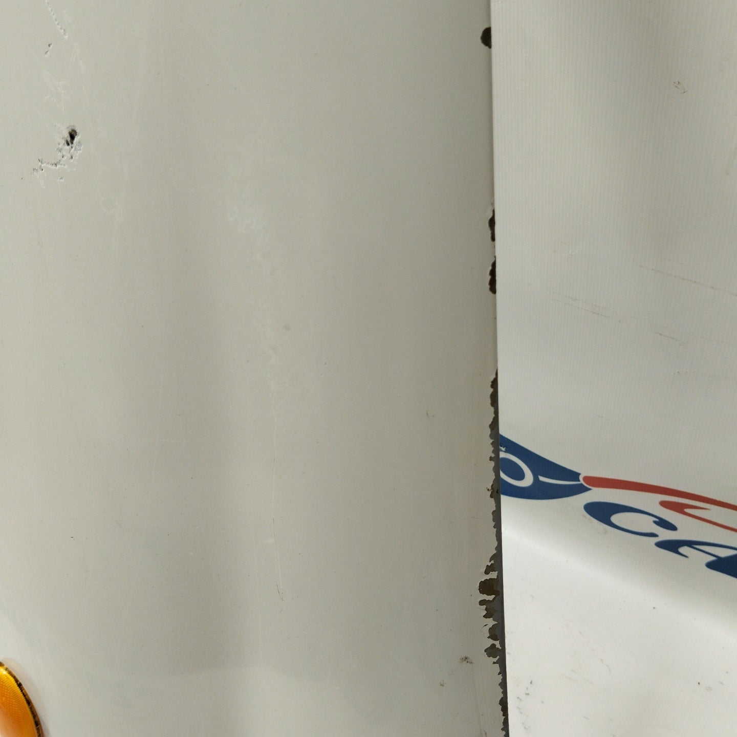 Linker weißer Kotflügel Fiat Strada 2001 ecoAG2559