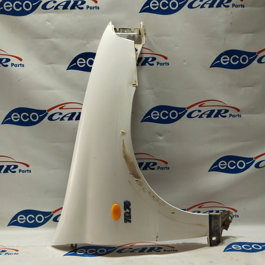 Weißer rechter Kotflügel Fiat Strada 2001 ecoAG2561