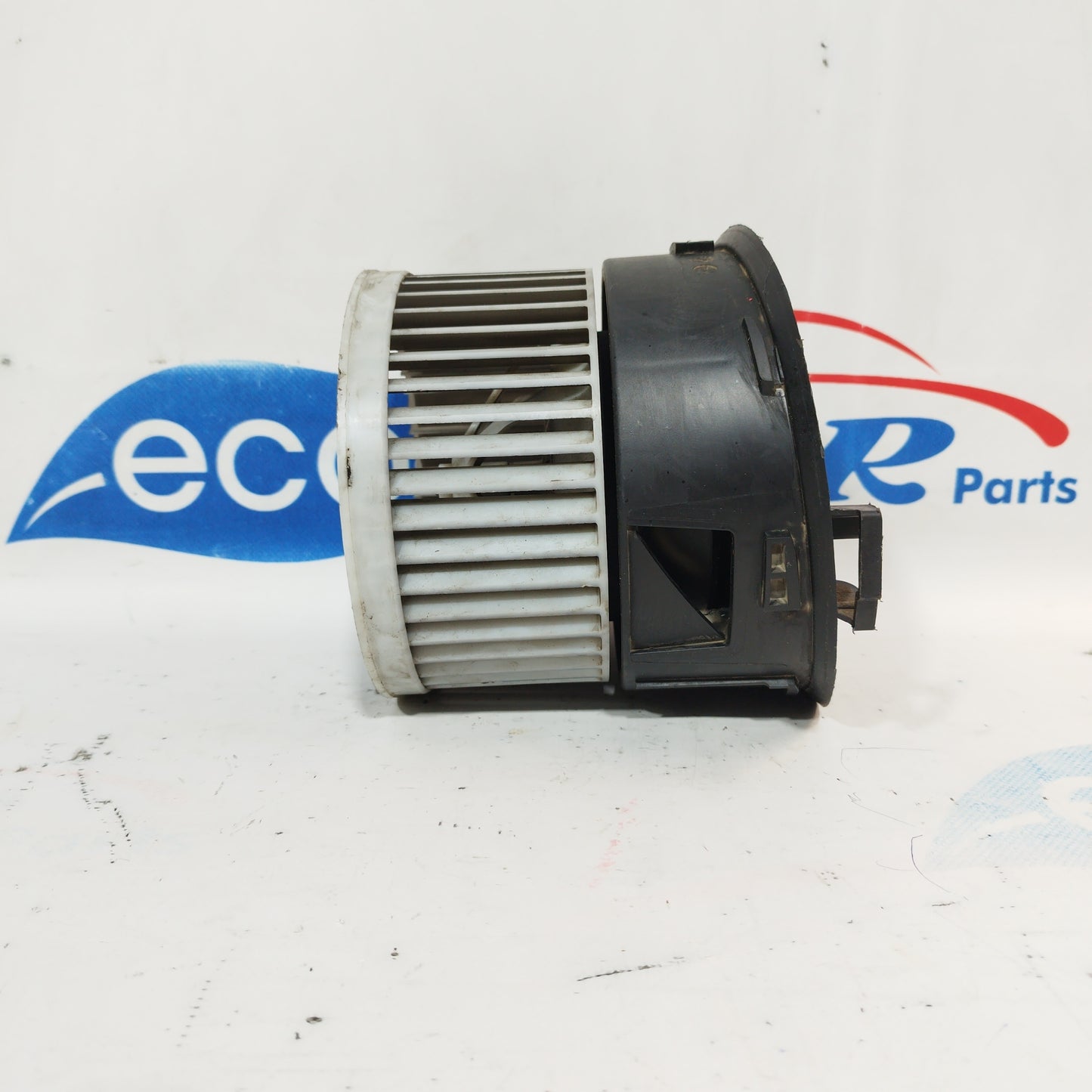 Interior heater fan Peugeot 407 2005 6 pin code: 7737080901 ecoAC4796